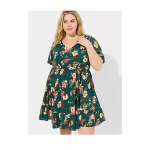 Torrid 2 Dress Real Green Floral Challis‎ Tiered Skater Corset Back Plus Strappy